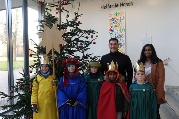 Sternsinger mit Brgermeister Markus Hollemann